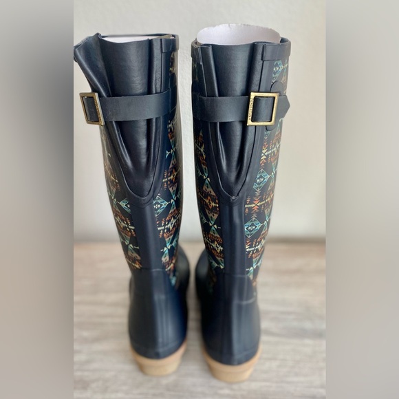 Pendleton Diamond Peak Tall Waterproof Native American Design Navy Rain Boots 7 - Picture 7 of 12